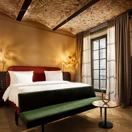 Hotell Telegraphenamt 5*