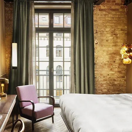 Hotell Telegraphenamt 5*