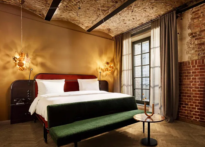 Otel Telegraphenamt 5*