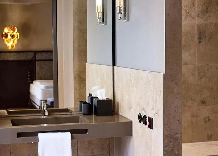 Hotel Telegraphenamt 5*