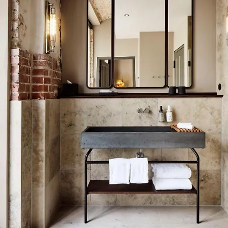 Hotel Telegraphenamt 5*