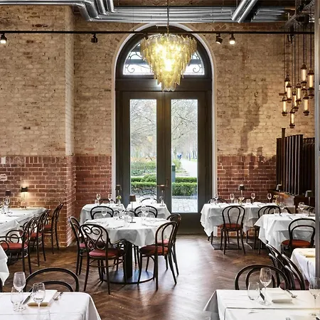 Hotel Telegraphenamt 5*